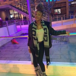 Meet your Posher, Amya